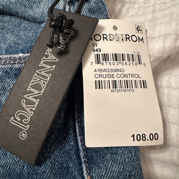 BlankNYC The Howard Mid-rise Loose Fit - NWT - Size 31 - Picture 11 of 15